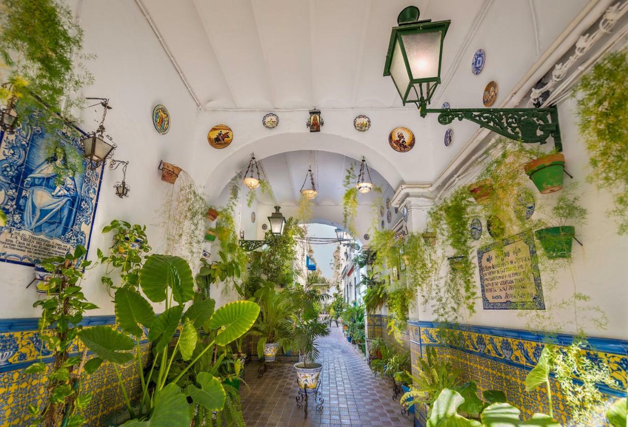 Misterhost Triana Patio De Las Flores Sevilla Exterior foto